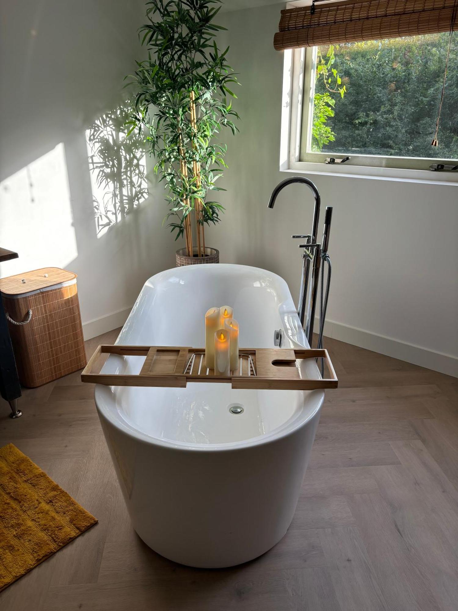 Bamboe Suite Bentveld Met Ligbad En Gratis Parkeren Exterior foto